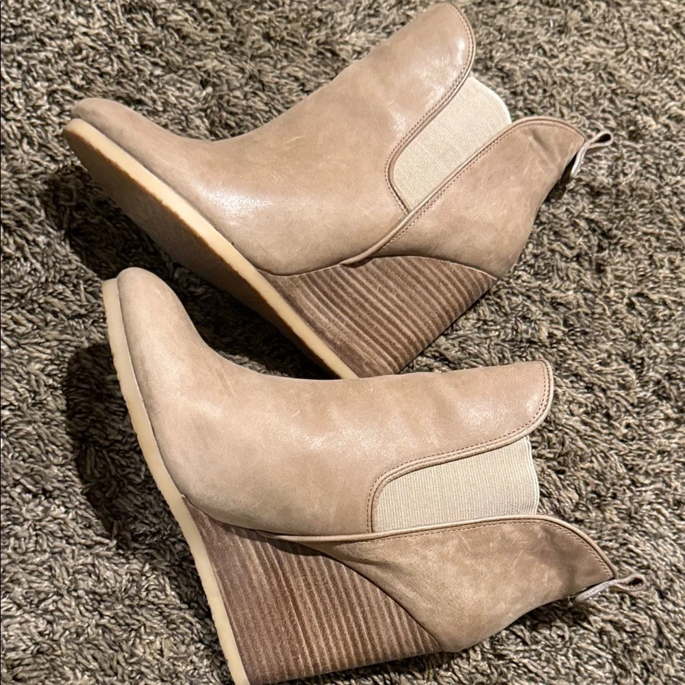Chic Coach Ankle Booties - Picture 8 of 9